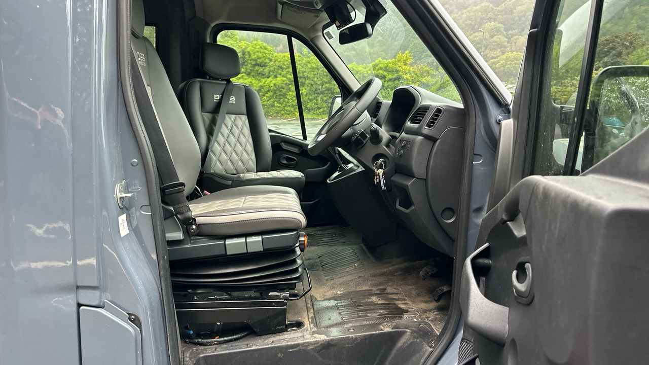 RENAULT MASTER 35 ENERGY 2.3 DCI 150PS - Nákladné auto na prepravu koní: obrázok 5 RENAULT MASTER 35 ENERGY 2.3 DCI 150PS - Nákladné auto na prepravu koní: obrázok 5