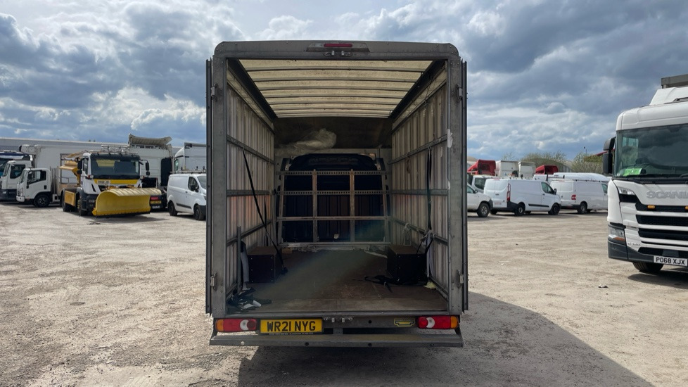 Dodávka skriňová nadstavba RENAULT MASTER 35 LWB: obrázok 9