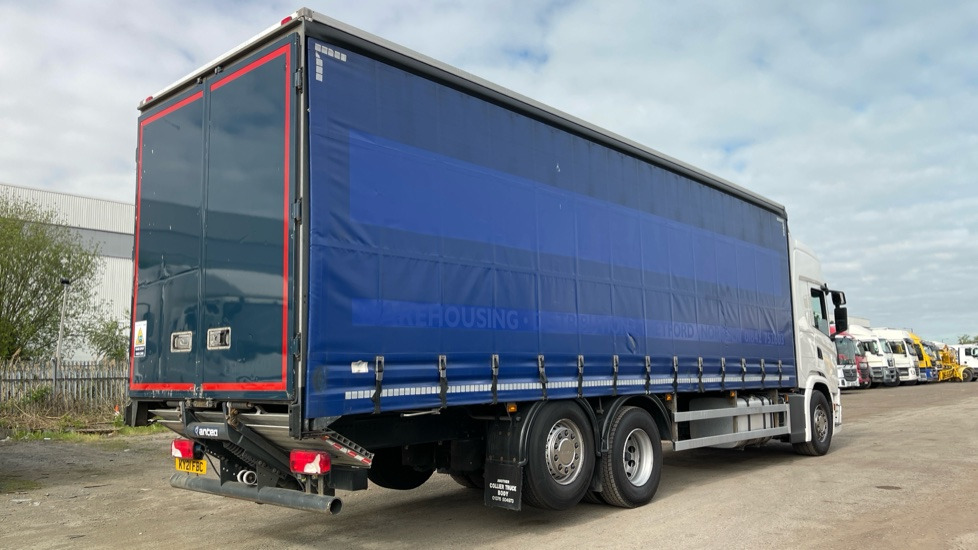 SCANIA G 320 EURO 6 - Plachtové nákladné vozidlo: obrázok 4 SCANIA G 320 EURO 6 - Plachtové nákladné vozidlo: obrázok 4