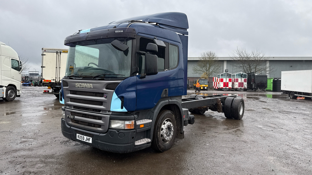 SCANIA P 230 - Podvozek s kabinou: obrázok 2 SCANIA P 230 - Podvozek s kabinou: obrázok 2