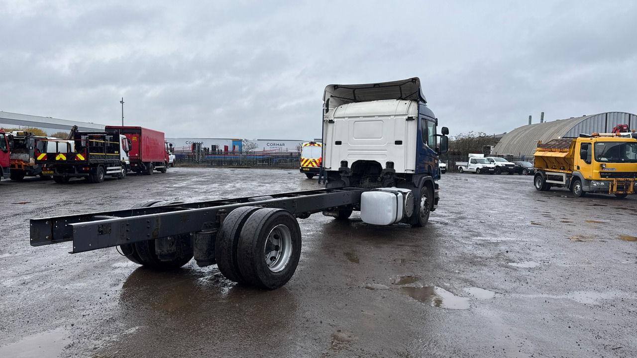 SCANIA P 230 - Podvozek s kabinou: obrázok 4 SCANIA P 230 - Podvozek s kabinou: obrázok 4