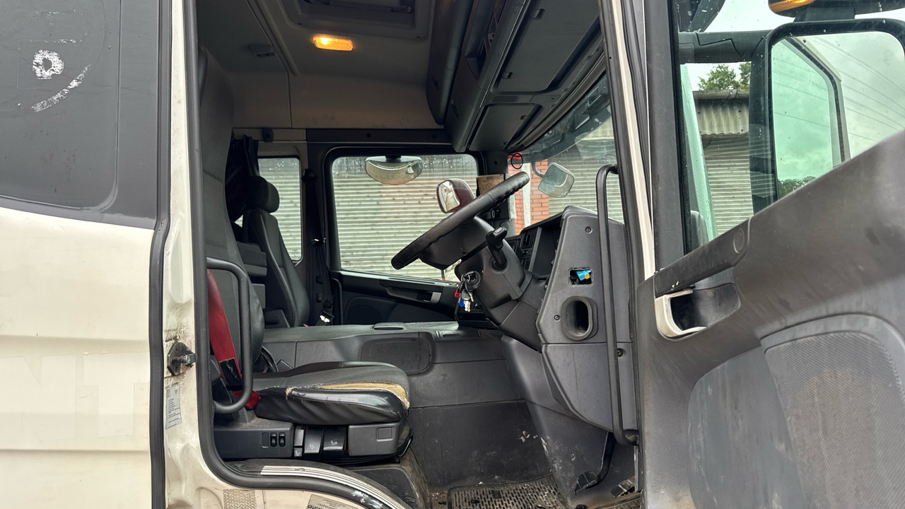 SCANIA P 250 - Plachtové nákladné vozidlo: obrázok 5 SCANIA P 250 - Plachtové nákladné vozidlo: obrázok 5