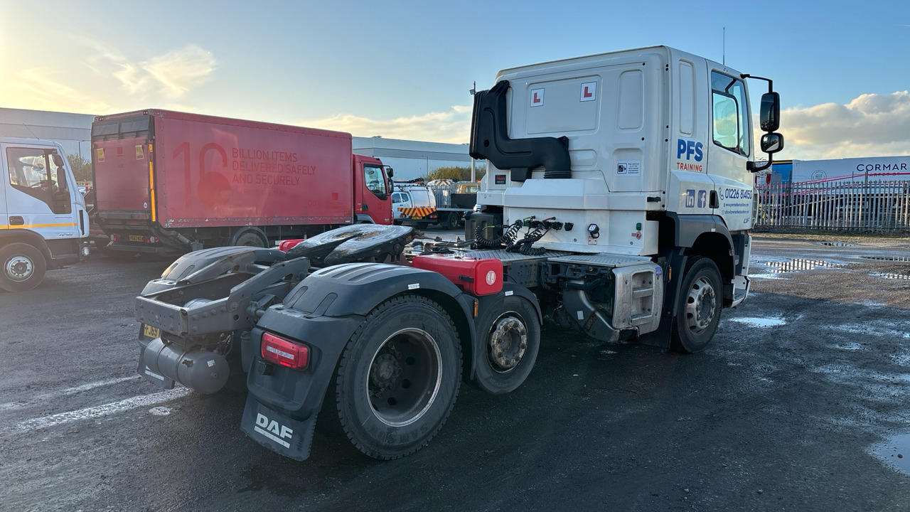 DAF CF 450 - Ťahač: obrázok 4 DAF CF 450 - Ťahač: obrázok 4