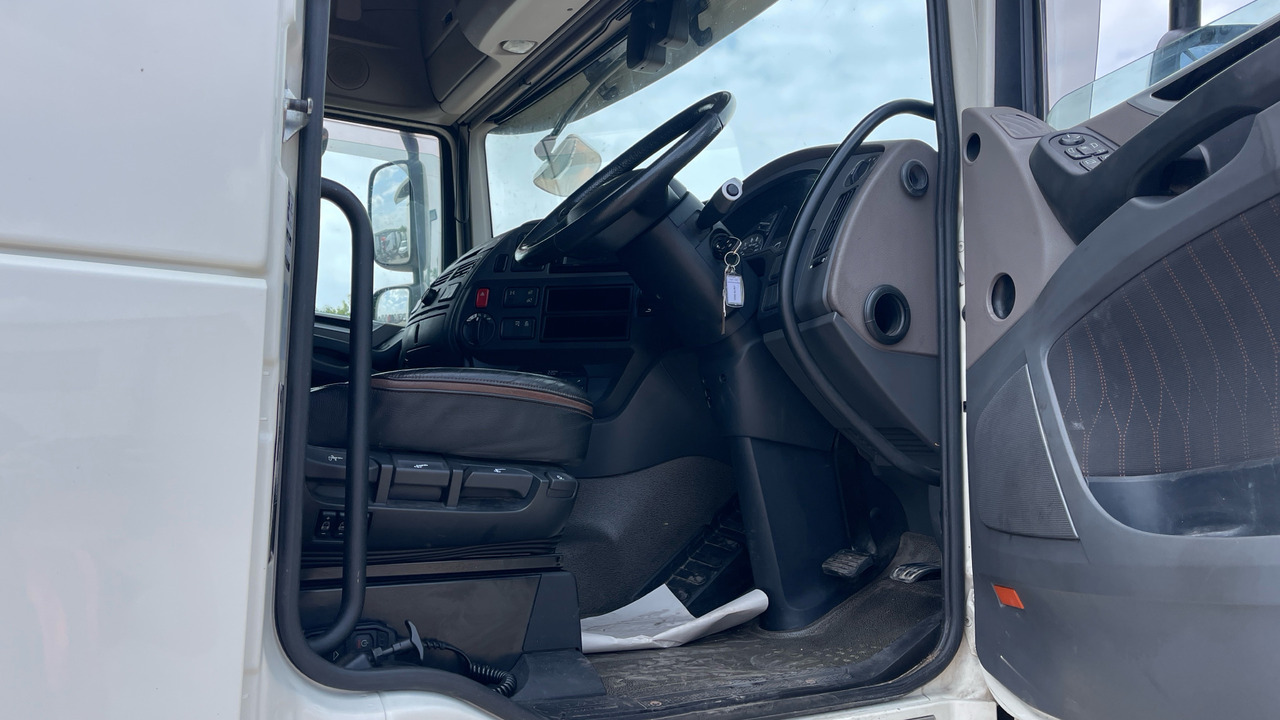 DAF XF 530 - Ťahač: obrázok 5 DAF XF 530 - Ťahač: obrázok 5