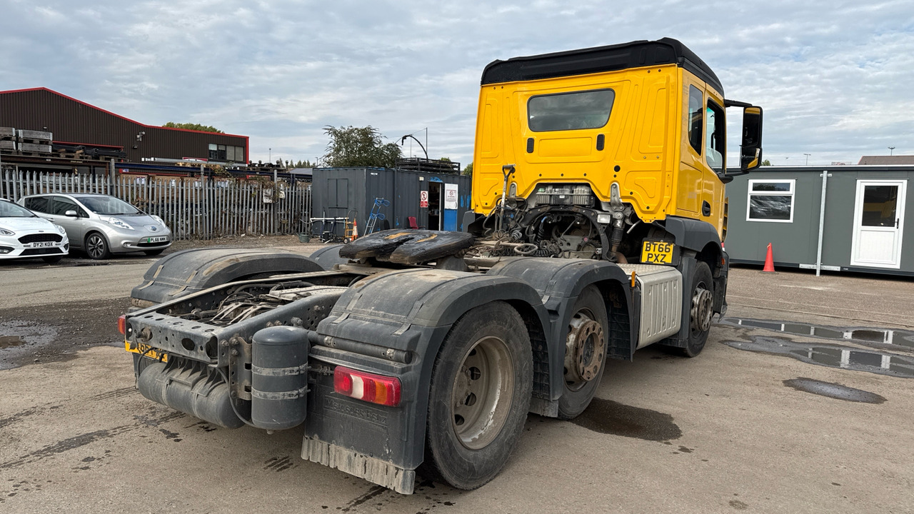MERCEDES-BENZ ACTROS - Ťahač: obrázok 4 MERCEDES-BENZ ACTROS - Ťahač: obrázok 4