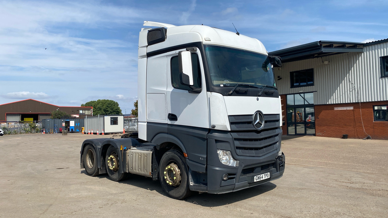 MERCEDES-BENZ ACTROS - Ťahač: obrázok 2 MERCEDES-BENZ ACTROS - Ťahač: obrázok 2