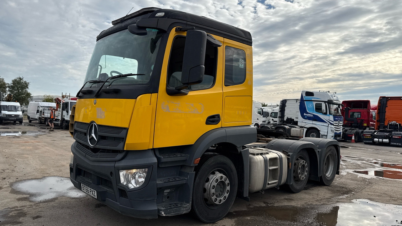 MERCEDES-BENZ ACTROS - Ťahač: obrázok 2 MERCEDES-BENZ ACTROS - Ťahač: obrázok 2