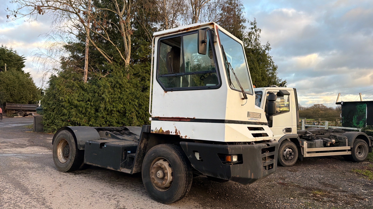 TERBERG YT180 - Ťahač: obrázok 2 TERBERG YT180 - Ťahač: obrázok 2