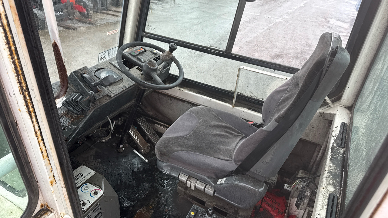 TERBERG YT180 - Ťahač: obrázok 5 TERBERG YT180 - Ťahač: obrázok 5