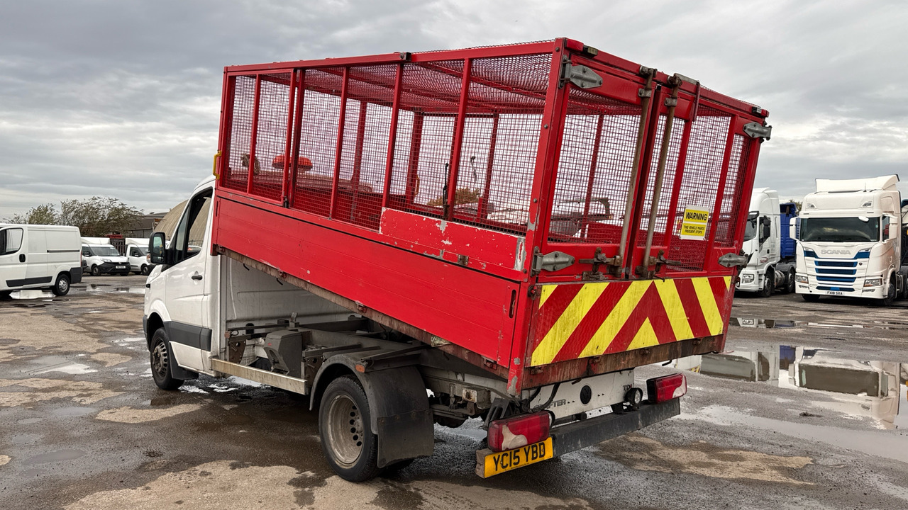 VOLKSWAGEN CRAFTER CR50 TDI - Dodávka sklápač: obrázok 3 VOLKSWAGEN CRAFTER CR50 TDI - Dodávka sklápač: obrázok 3