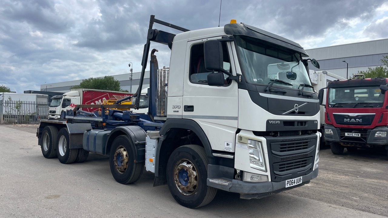 VOLVO FM 370 - Hákový nosič kontajnerov: obrázok 1 VOLVO FM 370 - Hákový nosič kontajnerov: obrázok 1
