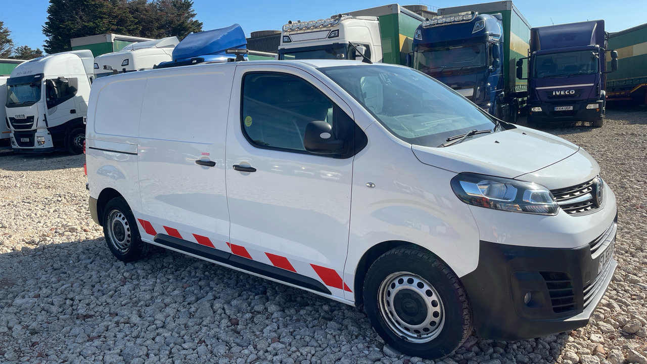 Vauxhall Vivaro 2900 1.5 100PS - Malá dodávka: obrázok 1 Vauxhall Vivaro 2900 1.5 100PS - Malá dodávka: obrázok 1