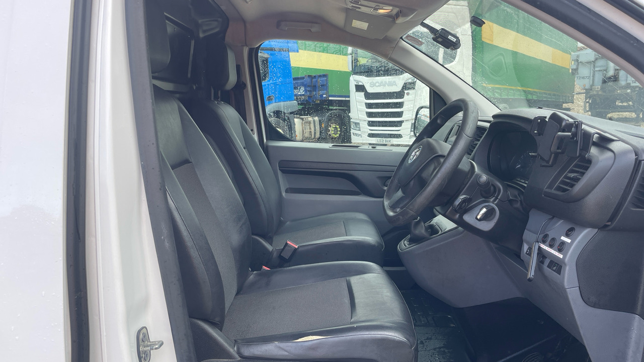 Vauxhall Vivaro 2900 1.5D 100PS - Malá dodávka: obrázok 5 Vauxhall Vivaro 2900 1.5D 100PS - Malá dodávka: obrázok 5