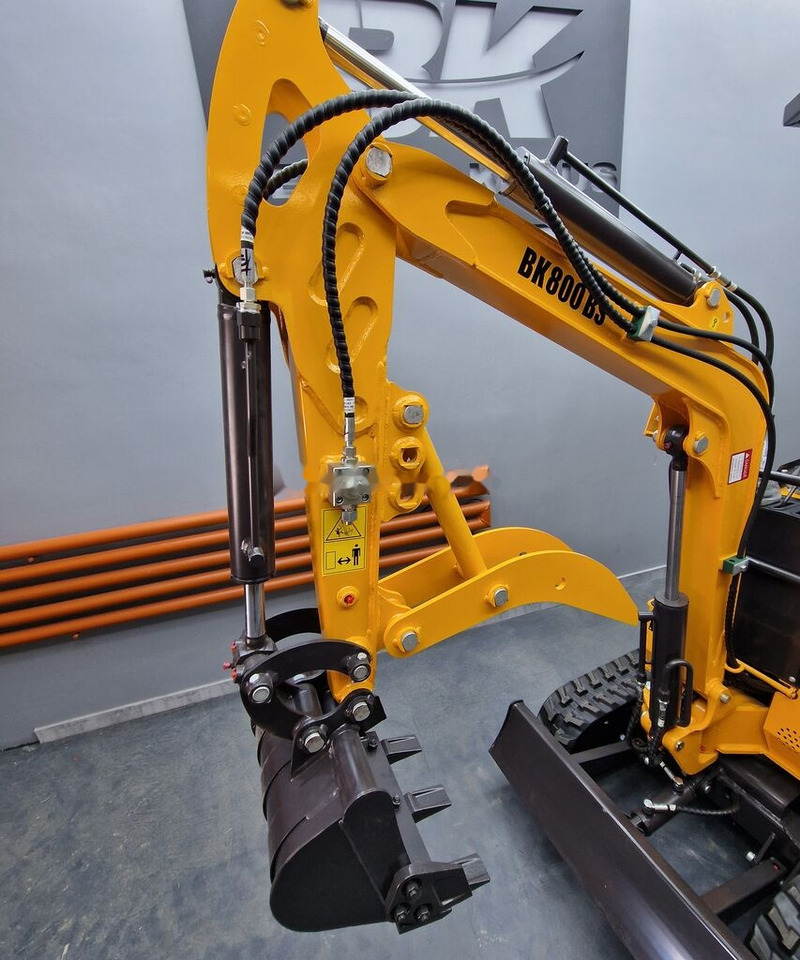 Berger Kraus BK800BS Nowa minikoparka Mini excavator Torsion arm - Mini rýpadlo: obrázok 4 Berger Kraus BK800BS Nowa minikoparka Mini excavator Torsion arm - Mini rýpadlo: obrázok 4