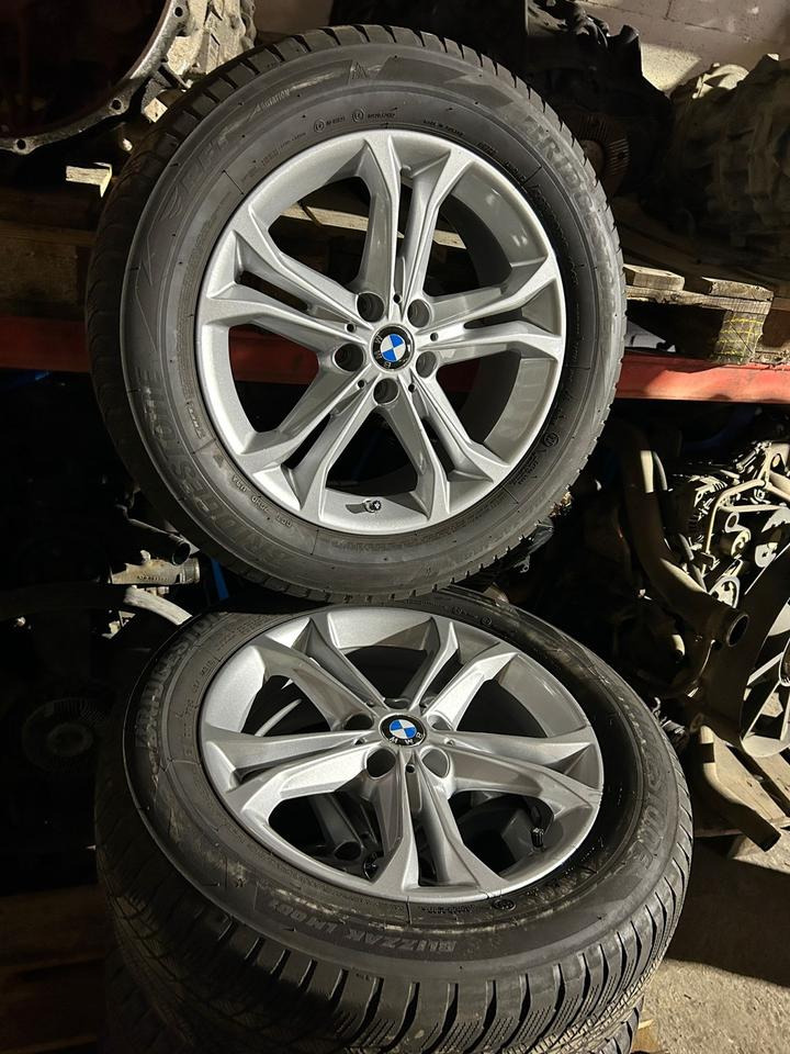 BMW X5 Winterreifen + Felgen 225/60R18 - Kompletné koleso pre Automobil: obrázok 1 BMW X5 Winterreifen + Felgen 225/60R18 - Kompletné koleso pre Automobil: obrázok 1