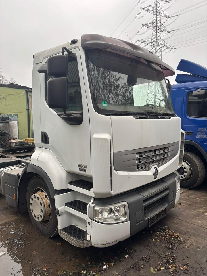 Renault 450 Euro5 komplette kabine ohne Elektronische Steuergerät - Iné stroje: obrázok 2 Renault 450 Euro5 komplette kabine ohne Elektronische Steuergerät - Iné stroje: obrázok 2