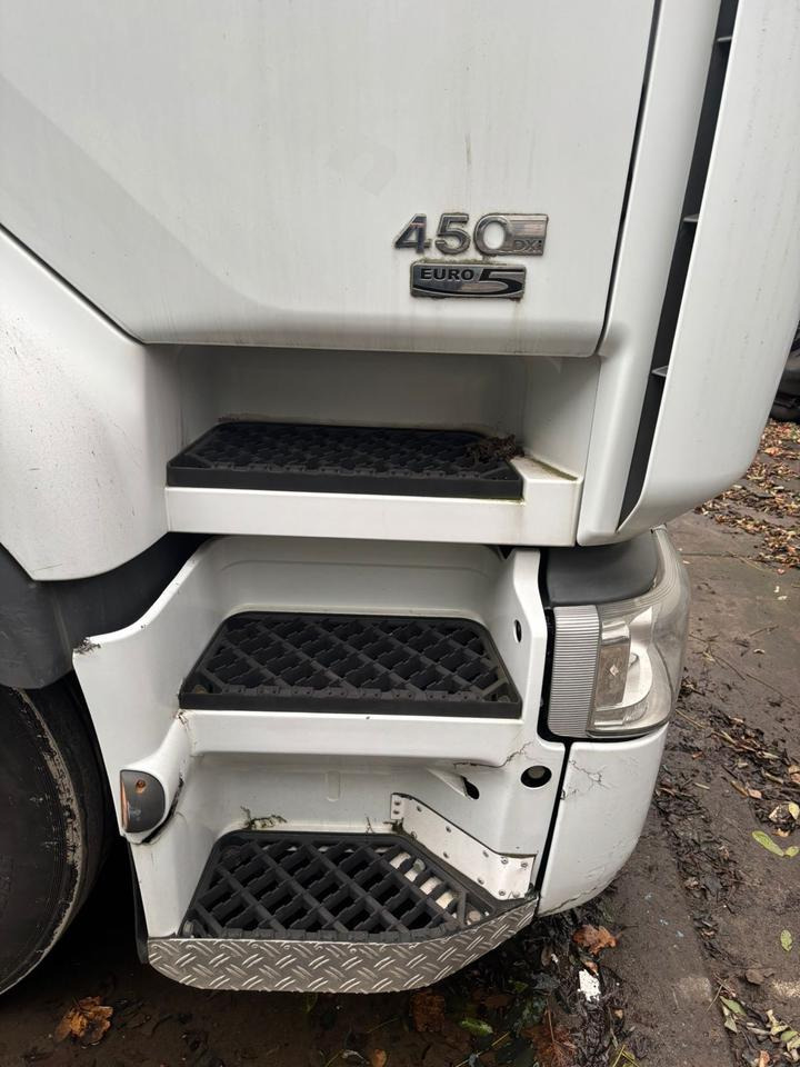 Renault 450 Euro5 komplette kabine ohne Elektronische Steuergerät - Iné stroje: obrázok 4 Renault 450 Euro5 komplette kabine ohne Elektronische Steuergerät - Iné stroje: obrázok 4