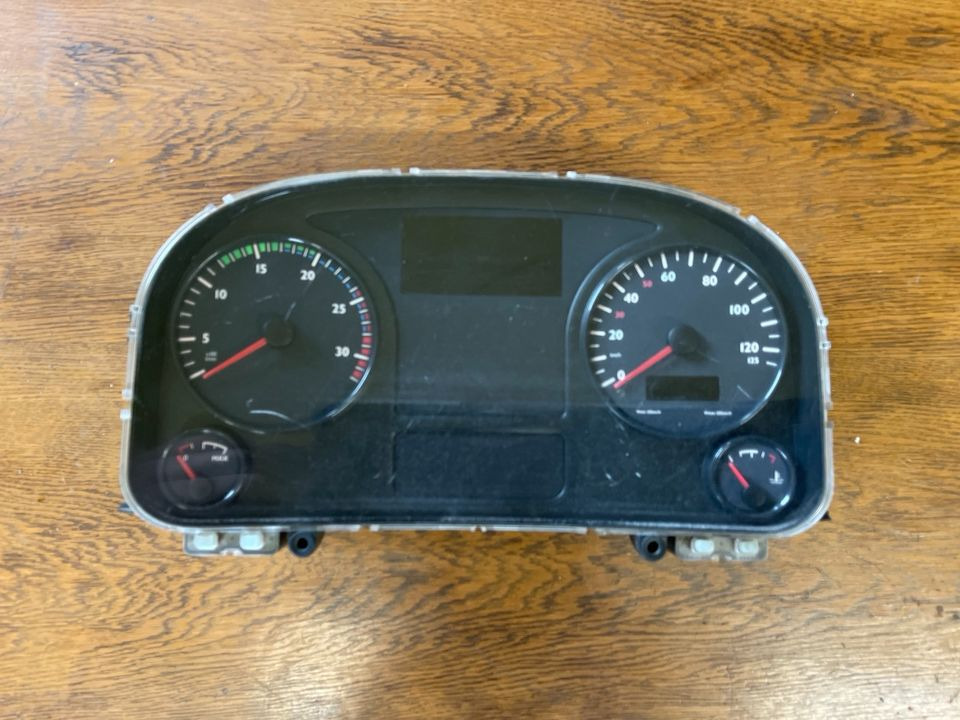 MAN Kombiinstrument Tacho 81272026170 - Palubná doska pre Nákladné auto: obrázok 1 MAN Kombiinstrument Tacho 81272026170 - Palubná doska pre Nákladné auto: obrázok 1
