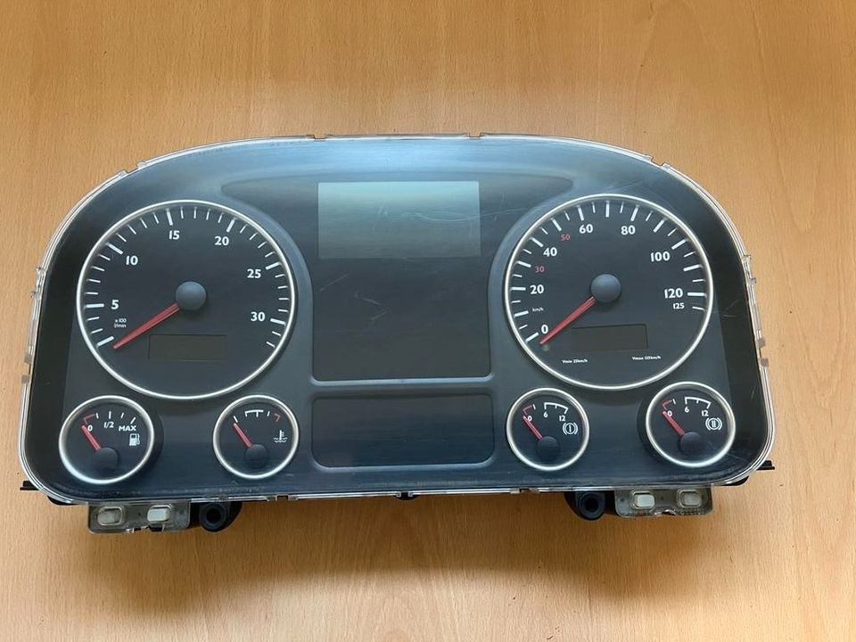 MAN Kombiinstrument Tacho 81272026190 - Palubná doska pre Nákladné auto: obrázok 1 MAN Kombiinstrument Tacho 81272026190 - Palubná doska pre Nákladné auto: obrázok 1