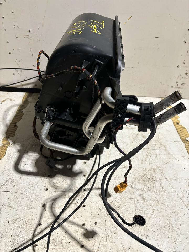 MAN TGA Innenraum Gebläse/Heizung 81.61900.6395 - Ventilátor pre Nákladné auto: obrázok 3 MAN TGA Innenraum Gebläse/Heizung 81.61900.6395 - Ventilátor pre Nákladné auto: obrázok 3