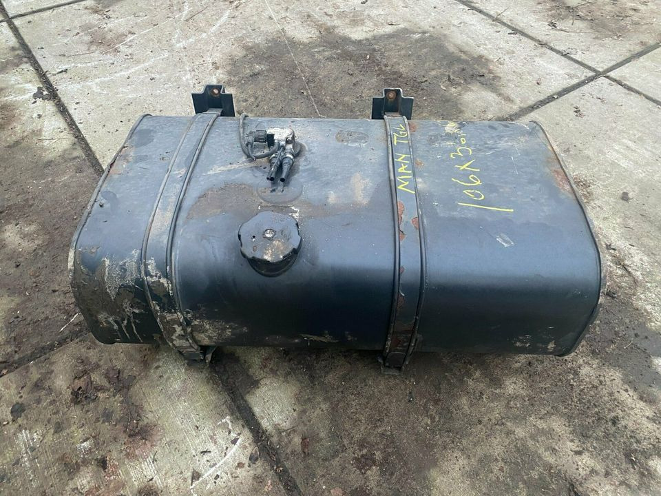 MAN TGL TGM Dieseltank Tank Tankbehälter - Palivová nádrž pre Nákladné auto: obrázok 1 MAN TGL TGM Dieseltank Tank Tankbehälter - Palivová nádrž pre Nákladné auto: obrázok 1