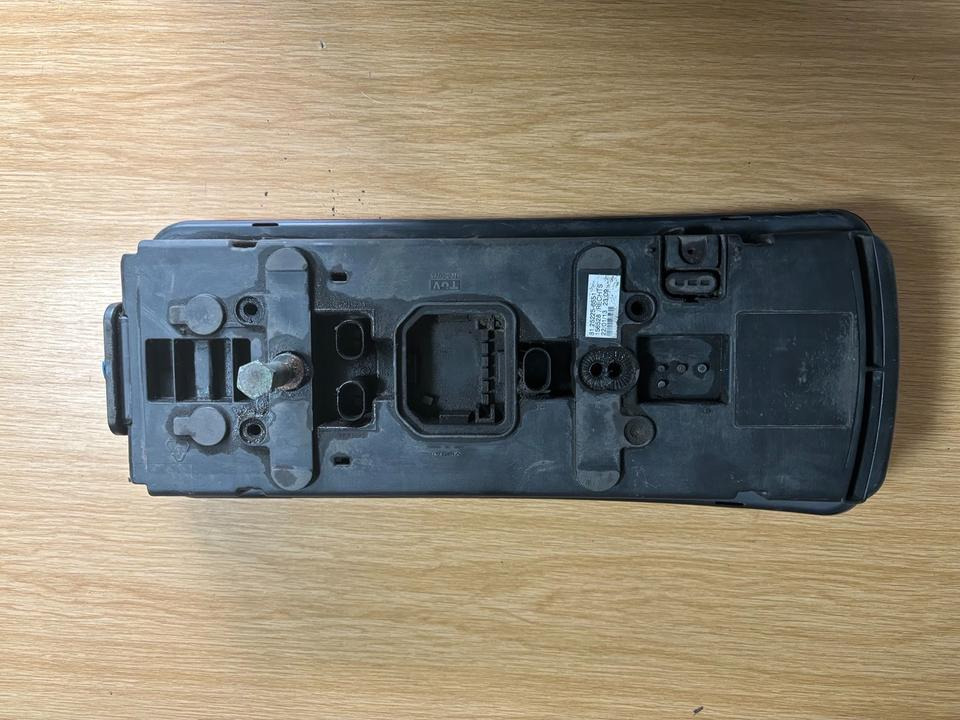 MAN TGX Rücklicht Rechts 81.25225-6551 SN 03 - Zadné svetlo pre Nákladné auto: obrázok 2 MAN TGX Rücklicht Rechts 81.25225-6551 SN 03 - Zadné svetlo pre Nákladné auto: obrázok 2