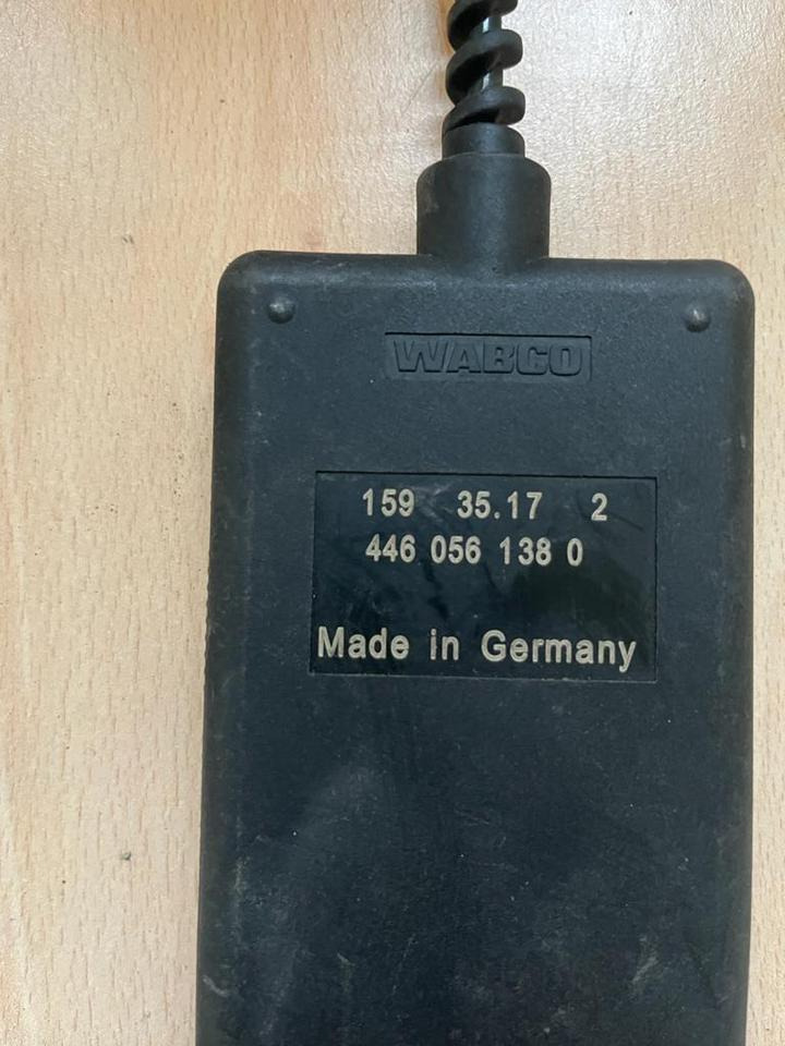 MAN WABCO Bediengerät Fernbedienung Luftfederung 4460561380 - Vzduchové odpruženie pre Nákladné auto: obrázok 2 MAN WABCO Bediengerät Fernbedienung Luftfederung 4460561380 - Vzduchové odpruženie pre Nákladné auto: obrázok 2