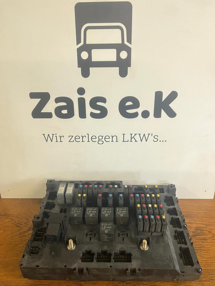 Mercedes Actros MP4 Single-SAM Sicherungskasten A0014463658 - Poistka pre Nákladné auto: obrázok 1 Mercedes Actros MP4 Single-SAM Sicherungskasten A0014463658 - Poistka pre Nákladné auto: obrázok 1