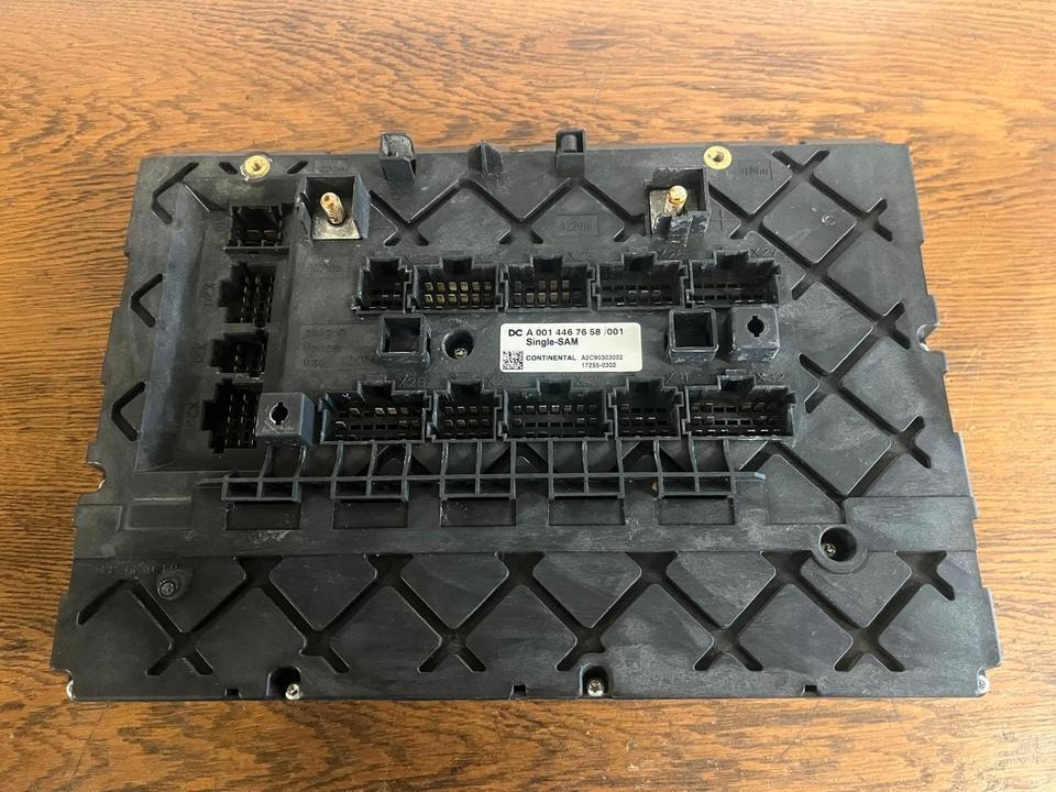 Mercedes Actros MP4 Single-SAM Sicherungskasten A0014467658 - Poistka pre Nákladné auto: obrázok 4 Mercedes Actros MP4 Single-SAM Sicherungskasten A0014467658 - Poistka pre Nákladné auto: obrázok 4