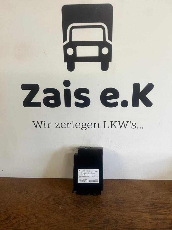 Mercedes Actros MP4 Video Radar Steuergerät A0004463551 - Riadiaca jednotka pre Nákladné auto: obrázok 1 Mercedes Actros MP4 Video Radar Steuergerät A0004463551 - Riadiaca jednotka pre Nákladné auto: obrázok 1