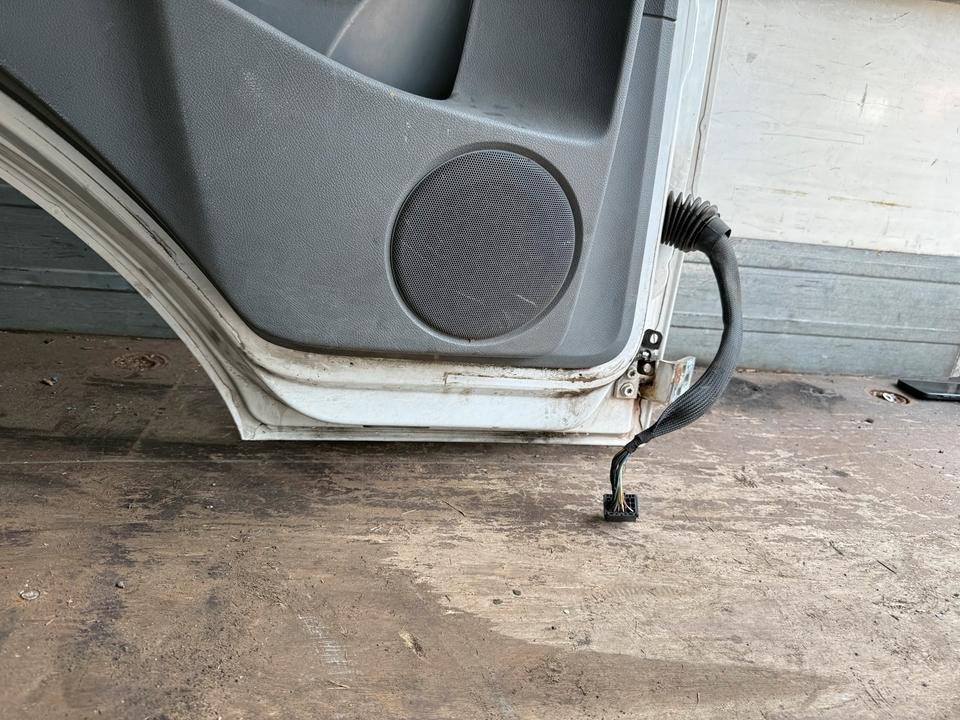 Mercedes Atego 2 Fahrertür Weiße Spiegel Innenverkleidung LN 72 - Dvere a diely pre Nákladné auto: obrázok 5 Mercedes Atego 2 Fahrertür Weiße Spiegel Innenverkleidung LN 72 - Dvere a diely pre Nákladné auto: obrázok 5