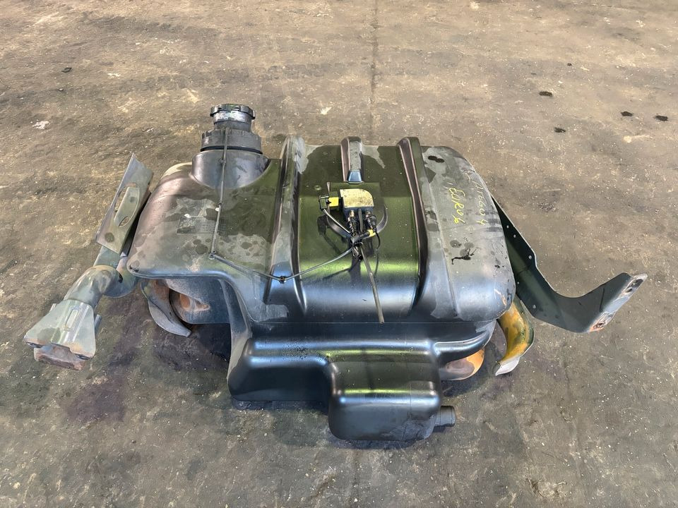 Mercedes Atego 4 EU6 Dieseltank Tank Tankbehälter 200L - Palivová nádrž pre Nákladné auto: obrázok 4 Mercedes Atego 4 EU6 Dieseltank Tank Tankbehälter 200L - Palivová nádrž pre Nákladné auto: obrázok 4