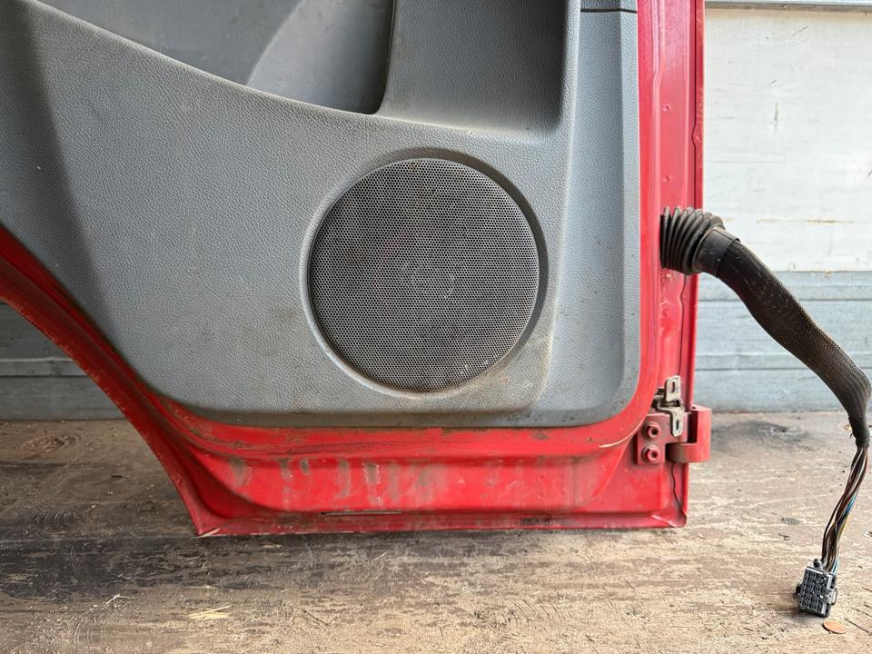 Mercedes Atego Fahrertür Rot Spiegel Innenverkleidung LN 74 - Dvere a diely pre Nákladné auto: obrázok 4 Mercedes Atego Fahrertür Rot Spiegel Innenverkleidung LN 74 - Dvere a diely pre Nákladné auto: obrázok 4