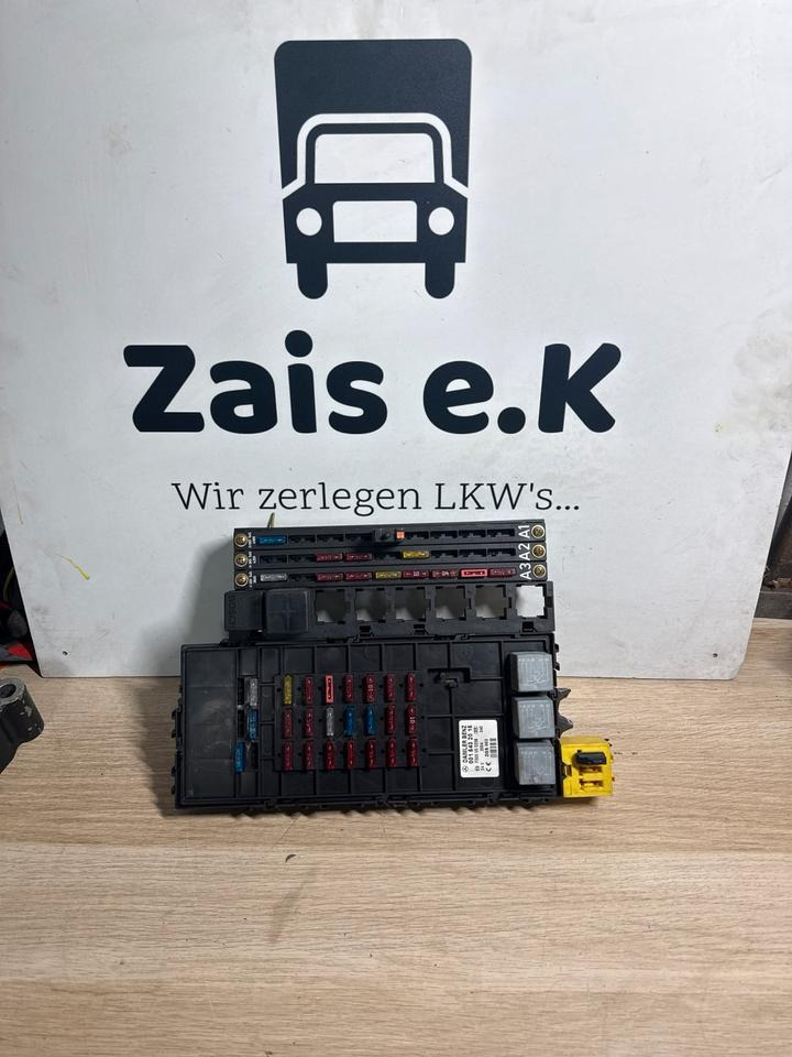 Mercedes Atego Sicherungskasten A0015432015 - Elektrický systém pre Nákladné auto: obrázok 1 Mercedes Atego Sicherungskasten A0015432015 - Elektrický systém pre Nákladné auto: obrázok 1
