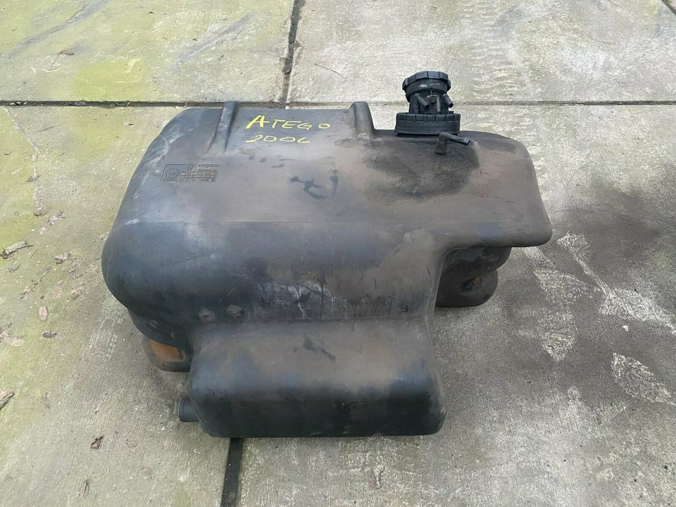 Mercedes Atego Tank Tankbehälter A 9704711501, A9704711201 - Palivová nádrž pre Nákladné auto: obrázok 2 Mercedes Atego Tank Tankbehälter A 9704711501, A9704711201 - Palivová nádrž pre Nákladné auto: obrázok 2