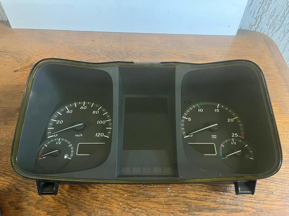 Mercedes Benz Actros MP4 Kombiinstrument / Tacho A9614466221 - Palubná doska pre Nákladné auto: obrázok 2 Mercedes Benz Actros MP4 Kombiinstrument / Tacho A9614466221 - Palubná doska pre Nákladné auto: obrázok 2