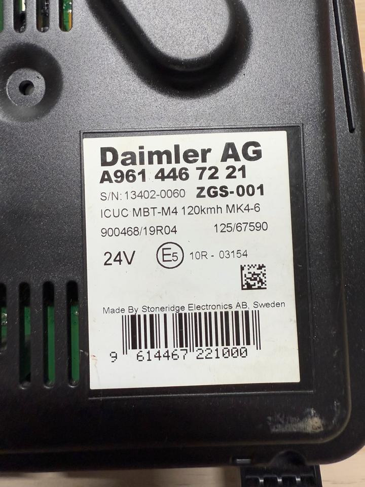 Mercedes Benz Actros MP4 Kombiinstrument / Tacho A9614467221 - Palubná doska pre Nákladné auto: obrázok 4 Mercedes Benz Actros MP4 Kombiinstrument / Tacho A9614467221 - Palubná doska pre Nákladné auto: obrázok 4