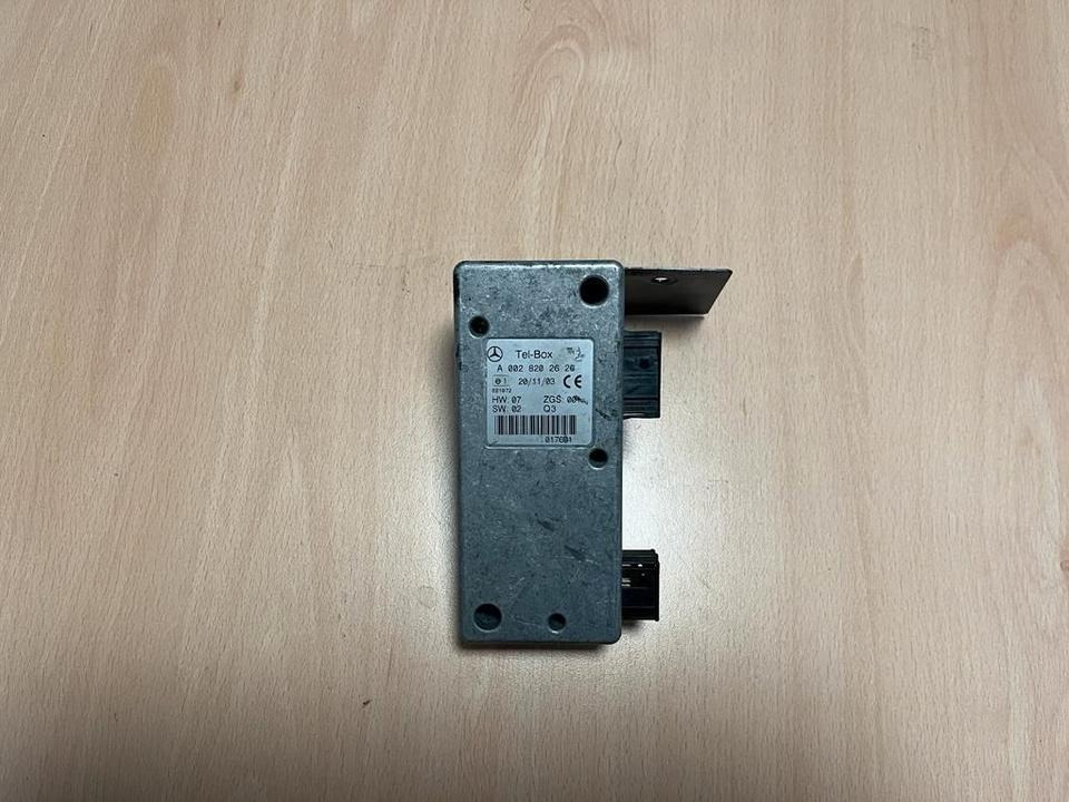 Mercedes Tel-Box Steuergerät Telefon A 002 820 26 26 - Riadiaca jednotka pre Nákladné auto: obrázok 1 Mercedes Tel-Box Steuergerät Telefon A 002 820 26 26 - Riadiaca jednotka pre Nákladné auto: obrázok 1