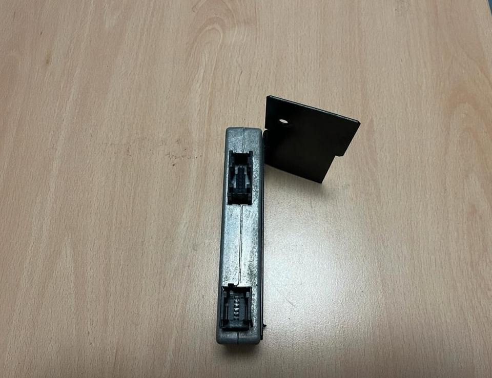 Mercedes Tel-Box Steuergerät Telefon A 002 820 26 26 - Riadiaca jednotka pre Nákladné auto: obrázok 3 Mercedes Tel-Box Steuergerät Telefon A 002 820 26 26 - Riadiaca jednotka pre Nákladné auto: obrázok 3