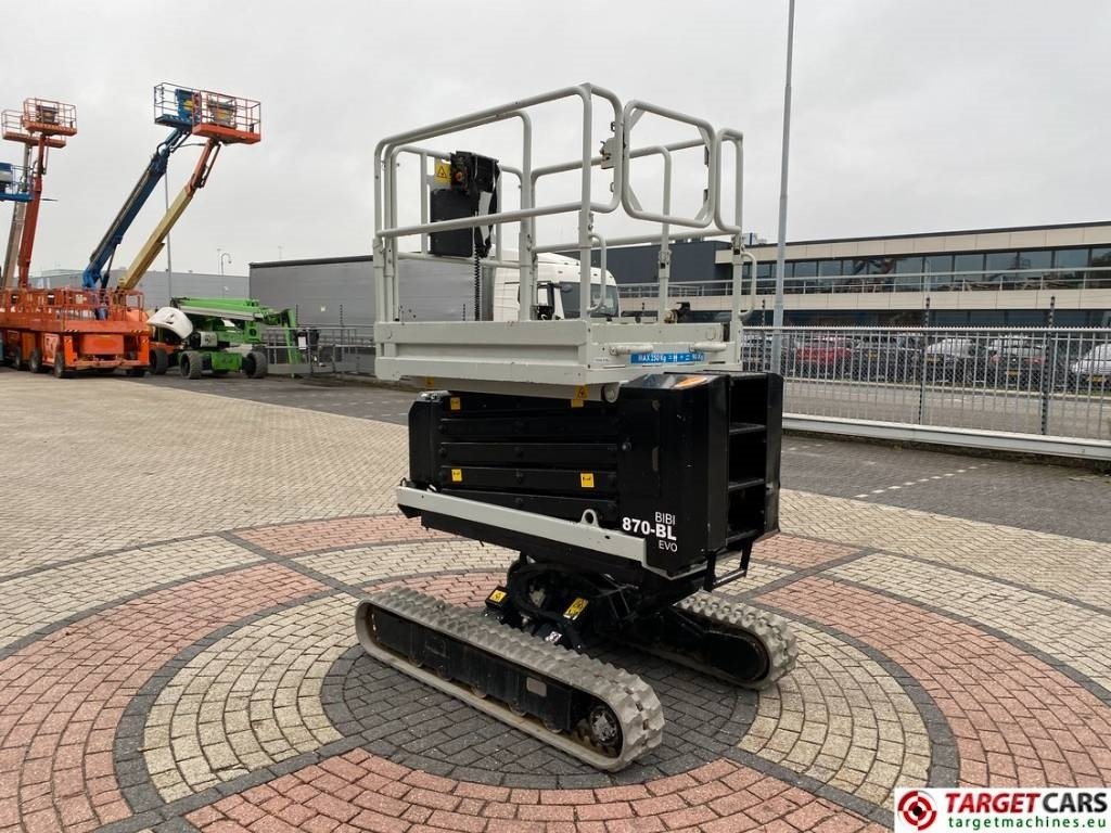 Almac Bibi 870-BL EVO Tracked Scissor Work Lift 790cm - Samohybná plošiny: obrázok 2 Almac Bibi 870-BL EVO Tracked Scissor Work Lift 790cm - Samohybná plošiny: obrázok 2