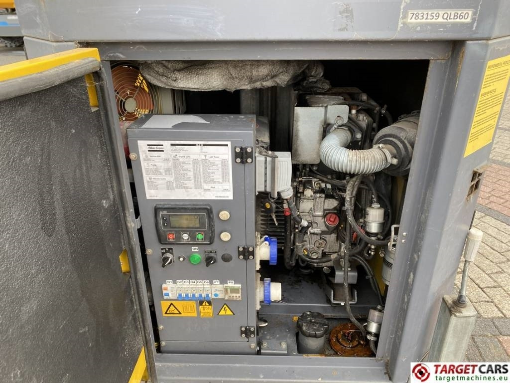 Osvetľovacia veža Atlas Copco QLB60 Tower Light 4x350W: obrázok 11