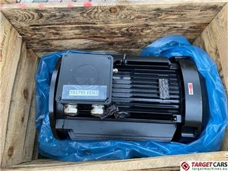 EE AG Hinwill EEN3 225M4/B14S 37KW 400~80V Electri - Motor pre Stavebné stroje: obrázok 1 EE AG Hinwill EEN3 225M4/B14S 37KW 400~80V Electri - Motor pre Stavebné stroje: obrázok 1