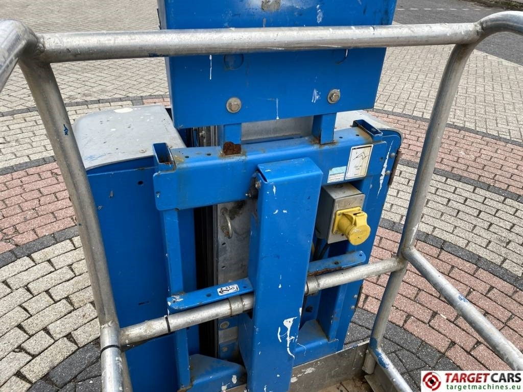 Leasing Genie GR15 Runabout Electric Vertical Mast Lift 652cm  Genie GR15 Runabout Electric Vertical Mast Lift 652cm: obrázok 14 Leasing Genie GR15 Runabout Electric Vertical Mast Lift 652cm  Genie GR15 Runabout Electric Vertical Mast Lift 652cm: obrázok 14