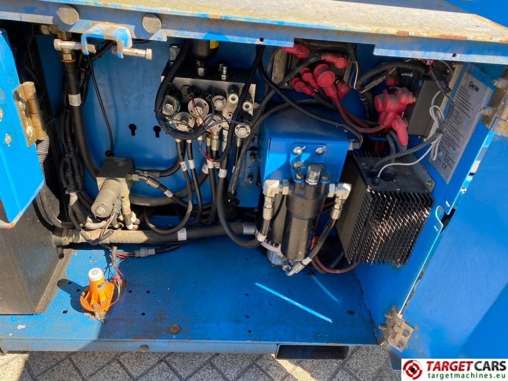 Samohybná plošiny Genie GS-4069 DC Electric GS4069 Scissor WorkLift 1412cm: obrázok 14