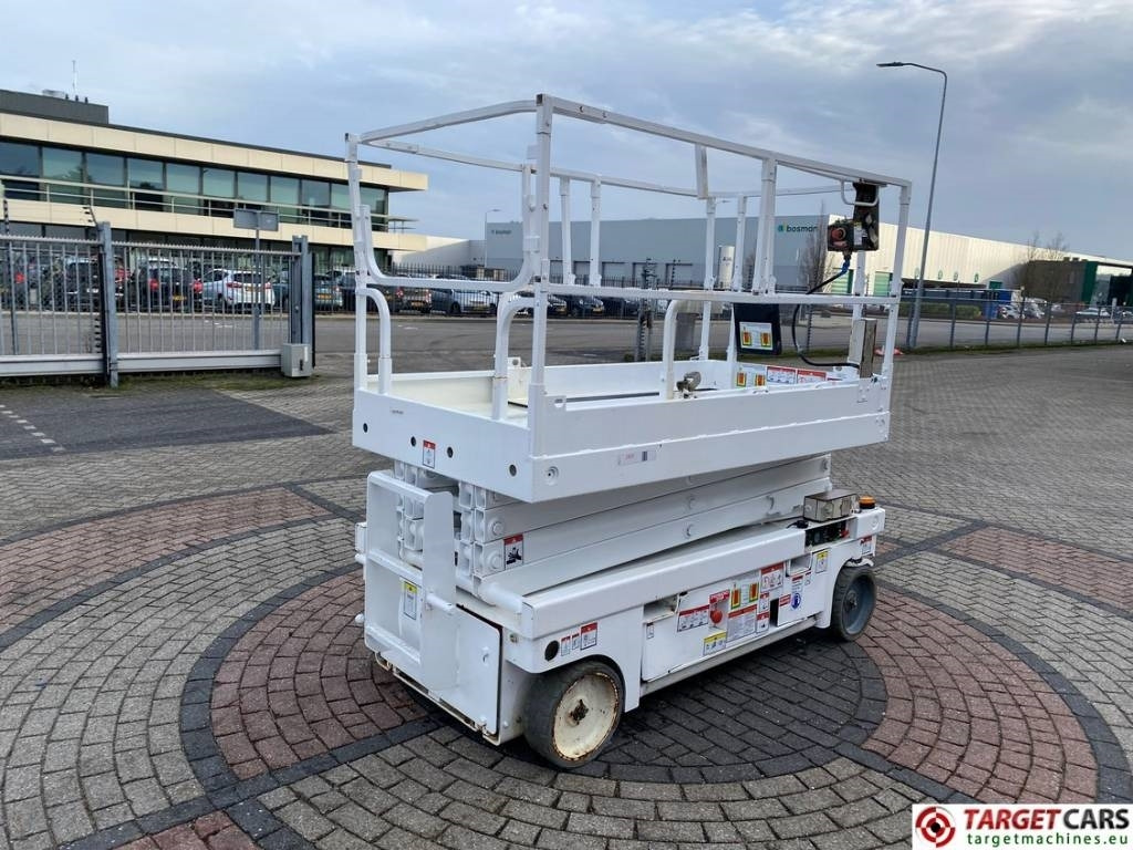 Haulotte Compact 10 Electric Scissor Work Lift 1015cm - Samohybná plošiny: obrázok 3 Haulotte Compact 10 Electric Scissor Work Lift 1015cm - Samohybná plošiny: obrázok 3