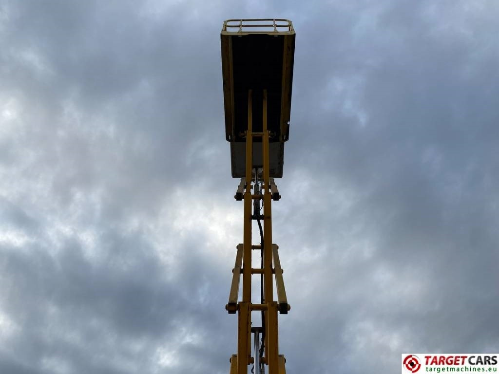 Samohybná plošiny Haulotte Compact 12DX Diesel 4x4 Scissor Work Lift 1206cm: obrázok 28