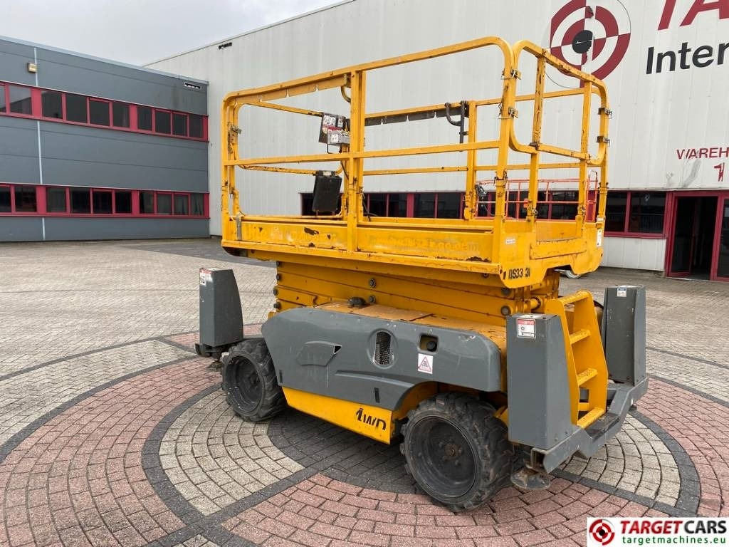 Haulotte Compact 12DX Diesel 4x4 Scissor Work Lift 1206cm - Samohybná plošiny: obrázok 4 Haulotte Compact 12DX Diesel 4x4 Scissor Work Lift 1206cm - Samohybná plošiny: obrázok 4