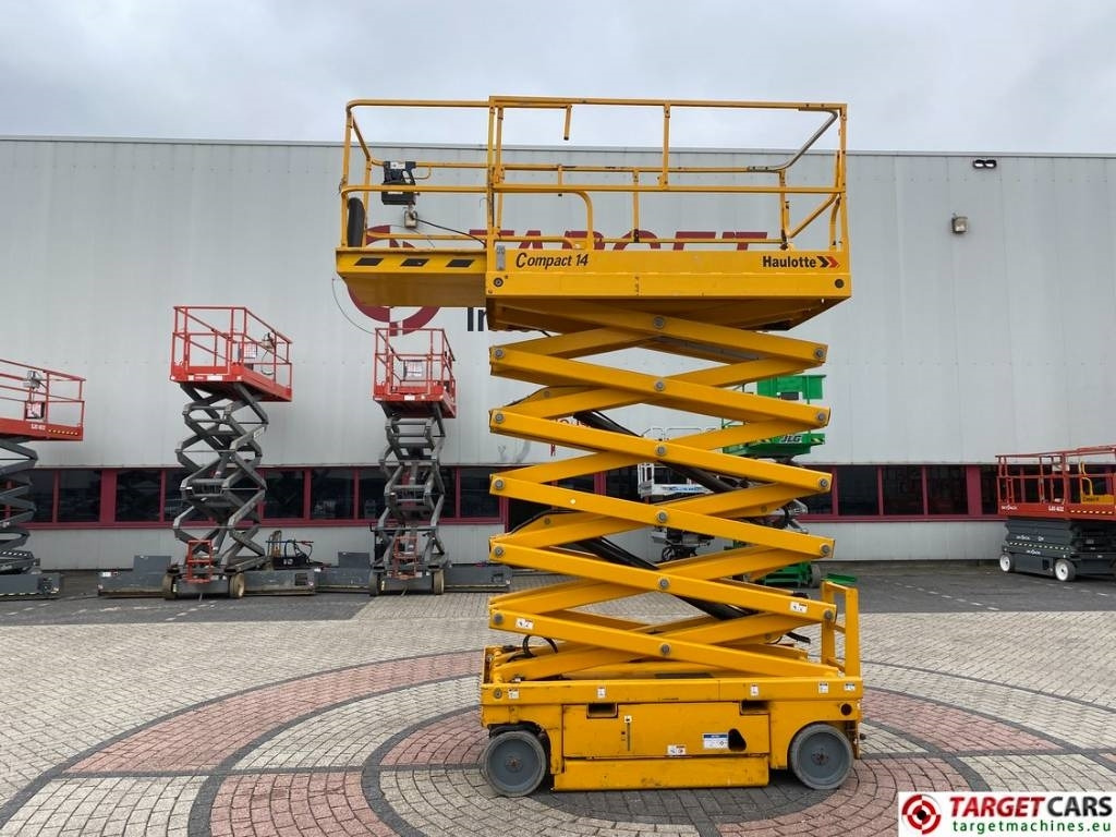 Haulotte Compact 14 Electric Scissor Work Lift 1385cm - Samohybná plošiny: obrázok 5 Haulotte Compact 14 Electric Scissor Work Lift 1385cm - Samohybná plošiny: obrázok 5