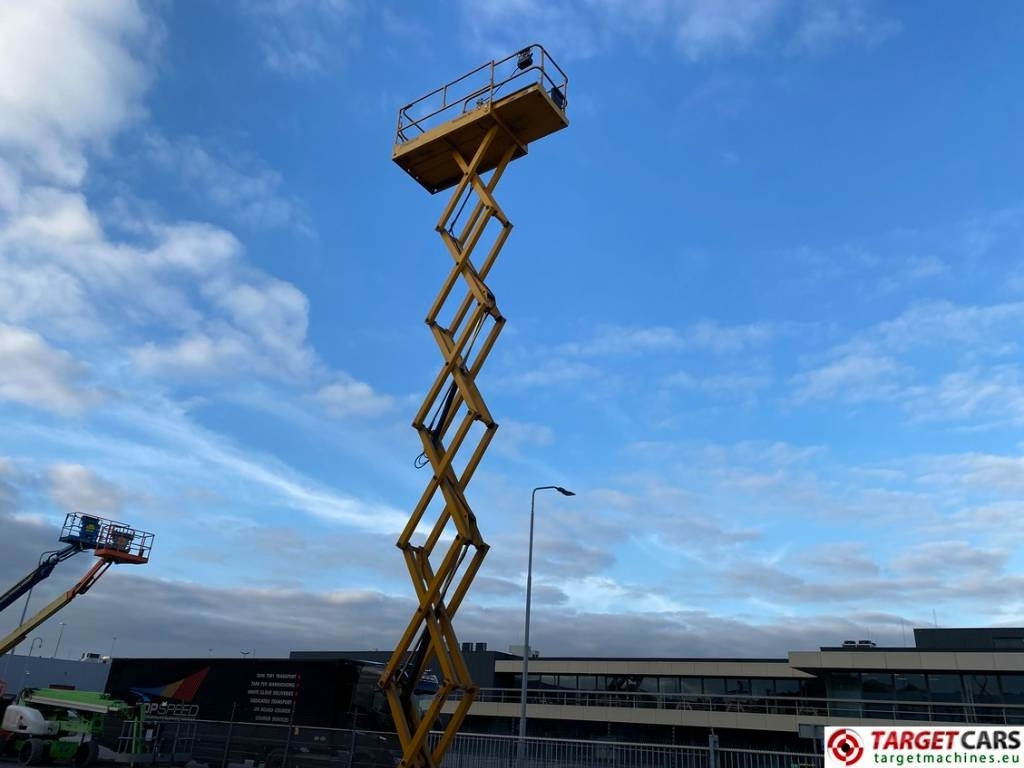 Leasing Haulotte Compact 14 Electric Scissor Work Lift 1385cm Haulotte Compact 14 Electric Scissor Work Lift 1385cm: obrázok 19 Leasing Haulotte Compact 14 Electric Scissor Work Lift 1385cm Haulotte Compact 14 Electric Scissor Work Lift 1385cm: obrázok 19