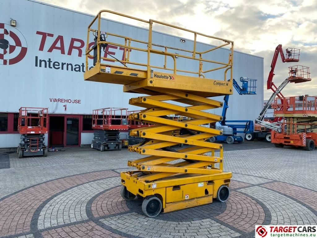 Leasing Haulotte Compact 14 Electric Scissor Work Lift 1385cm Haulotte Compact 14 Electric Scissor Work Lift 1385cm: obrázok 26 Leasing Haulotte Compact 14 Electric Scissor Work Lift 1385cm Haulotte Compact 14 Electric Scissor Work Lift 1385cm: obrázok 26